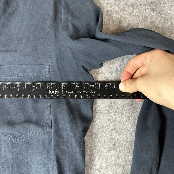 Anthropologie Cloth & Stone Button Up Shirt Medium Oversized Frayed Trim Blue - Picture 7 of 9